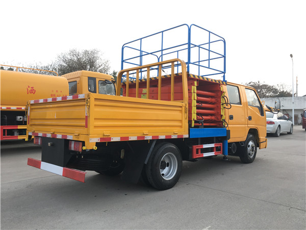 江鈴10米升降平臺車