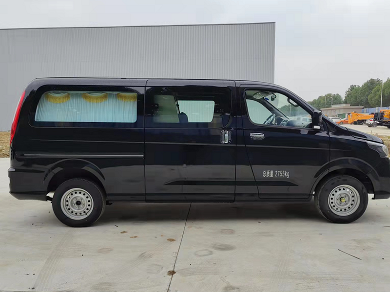 福田G5(2.0)殯儀車 - 黑色