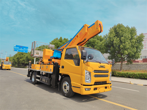 藍牌 國六 江鈴28米高 空 作 業 車