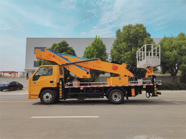 黃牌 國六 江鈴34米高 空 作 業 車